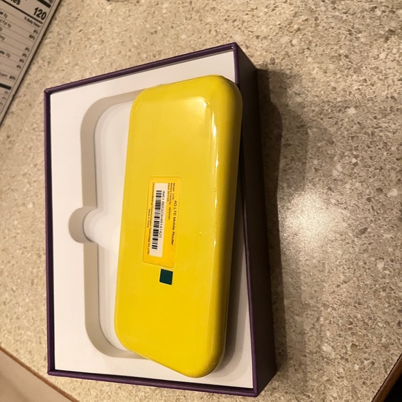 Freeboot portable Hotspot - Picture 2 of 4